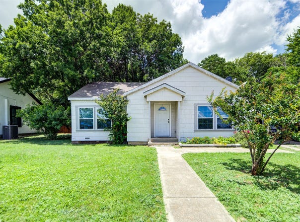 307 N Miller Street, Decatur, TX 76234