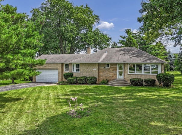 7N435 Linden Avenue, Medinah, IL 60157