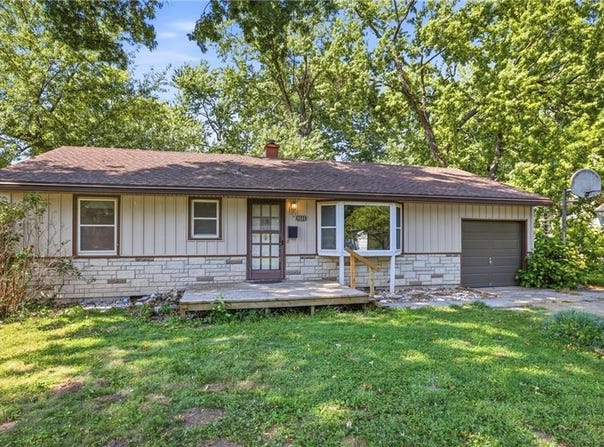 9006 E 74th Terrace, Kansas City, MO 64133