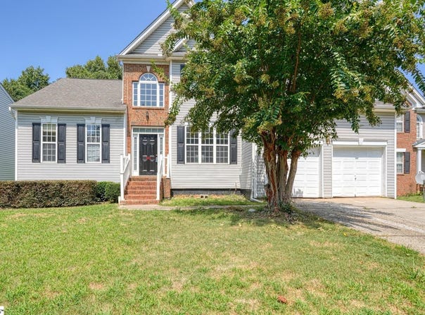 823 Old Wynd Court, Spartanburg, SC 29301