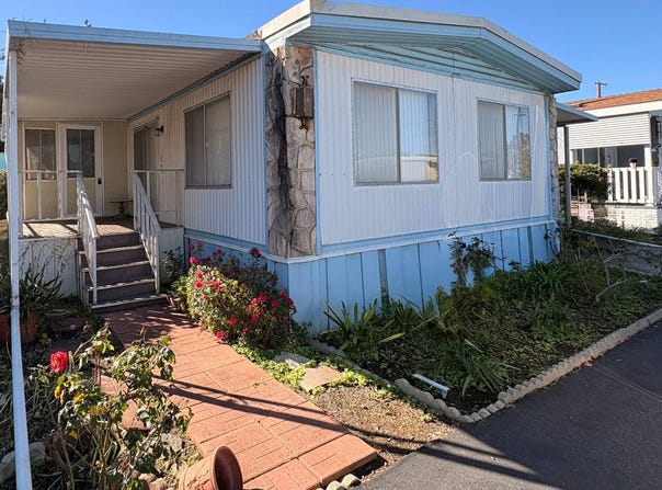 718 Sycamore, Vista, CA 92083