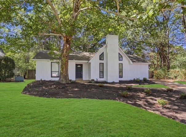 2081 ROSE GARDEN Cv, Memphis, TN 38133