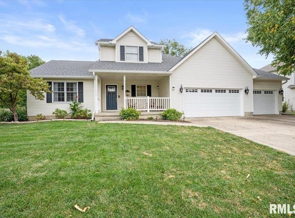 306 DOVER Drive, Chatham, IL 62629