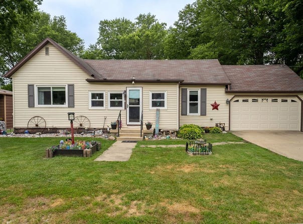 504 N 4th Street, Cornell, IL 61319