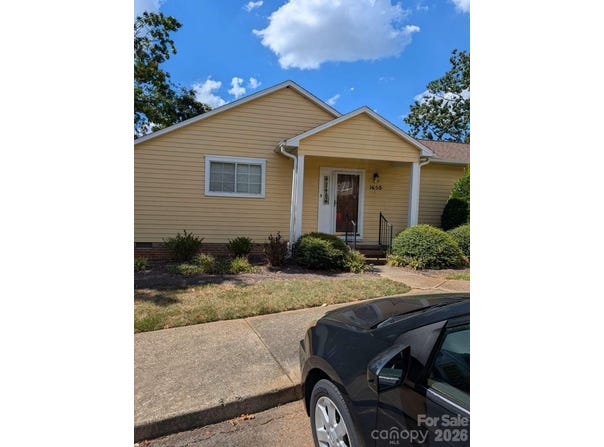 1650 Robins Nest Court, Gastonia, NC 28054