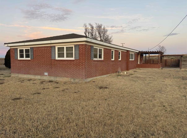 132773 N E/W 14 Rd, Beaver, OK 73932
