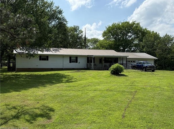 105578 S 4680 RD, Sallisaw, OK 74955