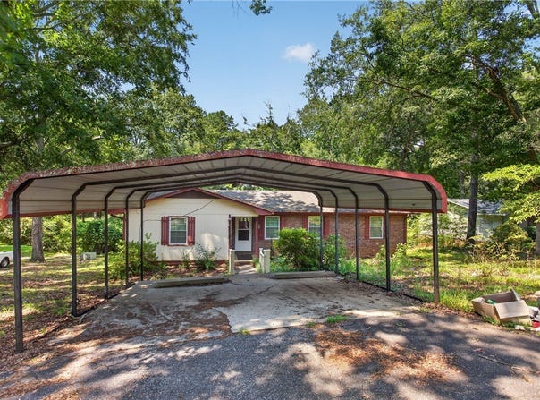 166 Cedar Creek Circle, Central, SC 29630
