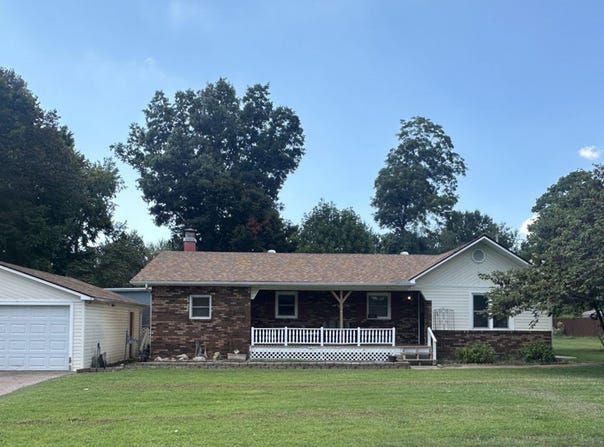 1031 N Sassafras, Dexter, MO 63841