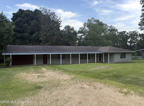 1728 Walton Avenue, Wiggins, MS 39577