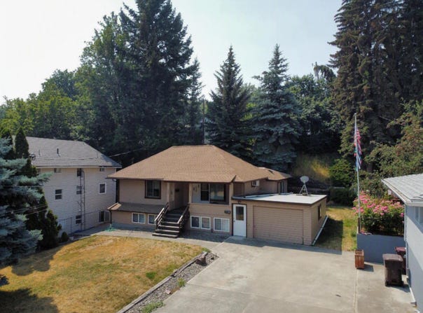 223-225 W Main St, Pullman, WA 99163