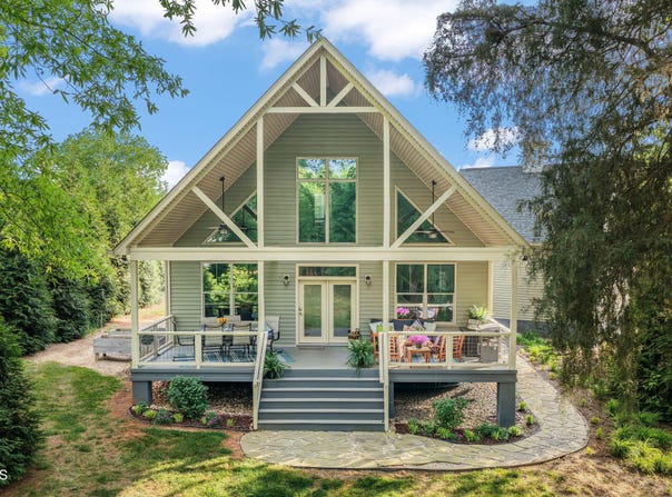 165 Plank Shore Drive, Boydton, VA 23917