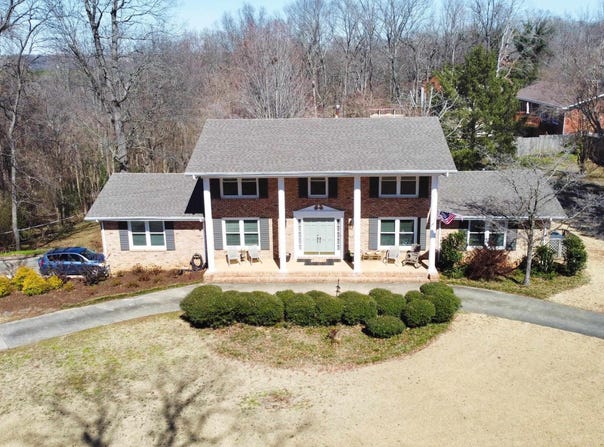 302 Darby Ave, Sheffield, AL 35660