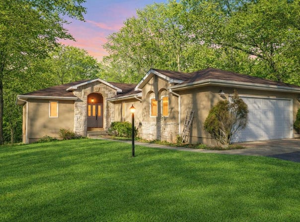 7785 Nadine Road, Houston, MO 65483
