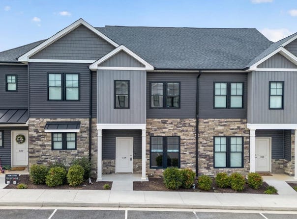 124 English Commons Drive, Lynchburg, VA 24501