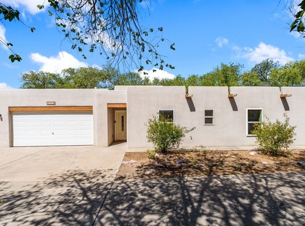 3225 Calle Princesa Juana, Santa Fe, NM 87057
