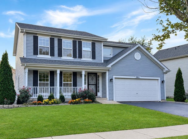 2811 Skylane Drive, Naperville, IL 60564