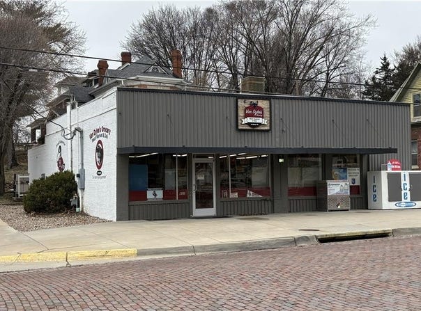 401 N 4th Street, Atchison, KS 66002