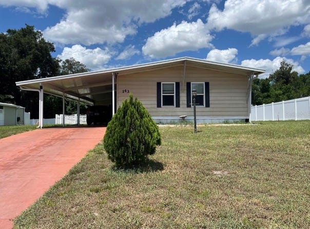 143 FLORENCE Boulevard, DEBARY, FL 32713