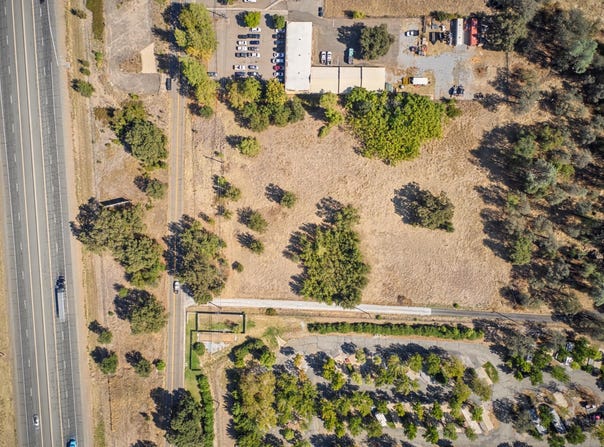 14161 Holiday Road, Redding, CA 96003