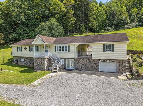 41 Long Run Road, Wallace, WV 26448