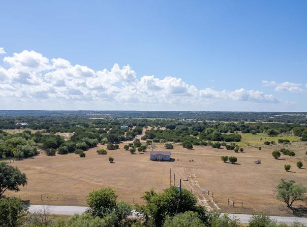 10381 County Road 200, Bertram, TX 78605