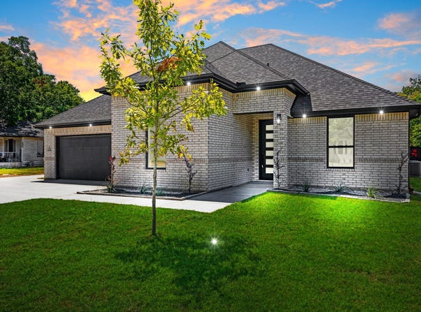 716 E Jefferson Street, Waxahachie, TX 75165