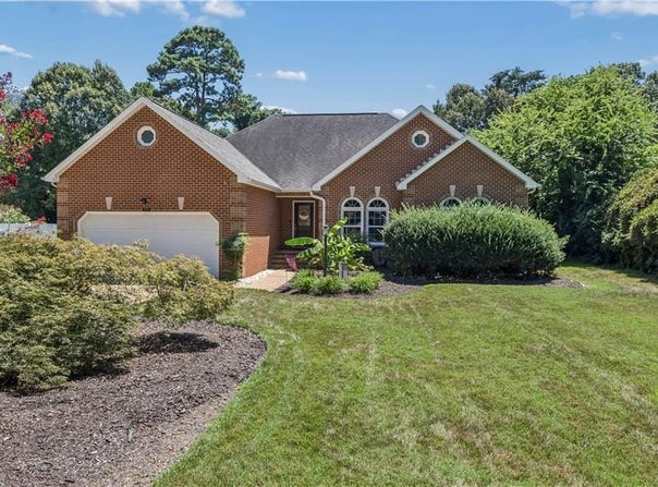 7534 Tyndall Drive, Gloucester Point, VA 23062