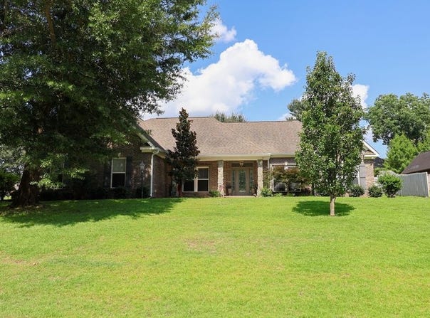 643 Westbrook Rd, Dothan, AL 36303
