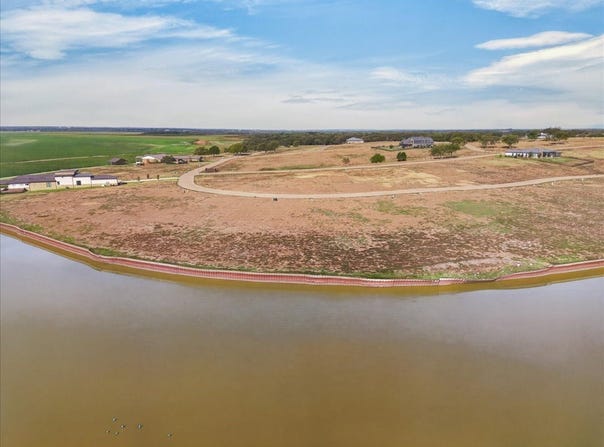 1219 Beacon Shore, Kemp, TX 75143