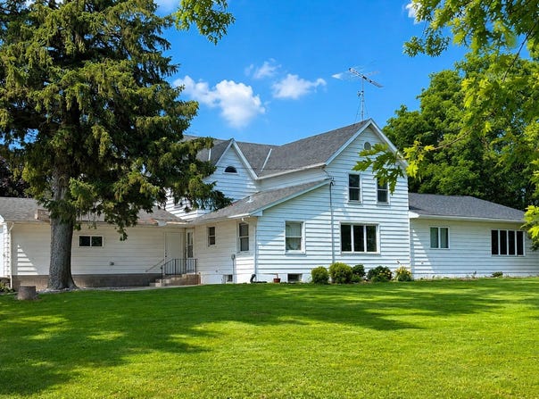 44241 70th Avenue, Kenyon, MN 55946