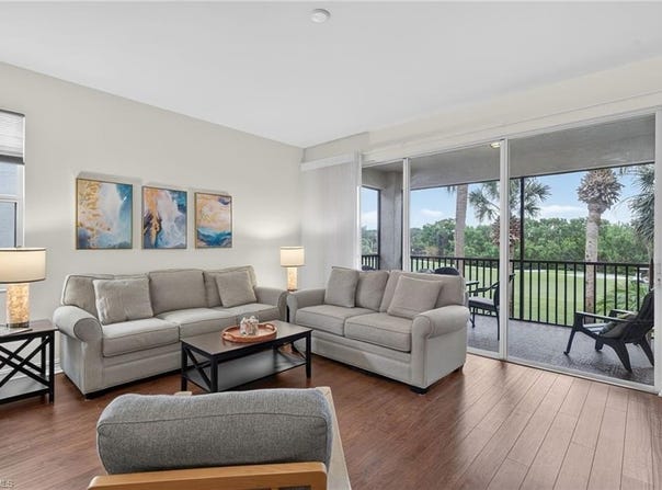 20810 Hammock Greens Ln, ESTERO, FL 33928