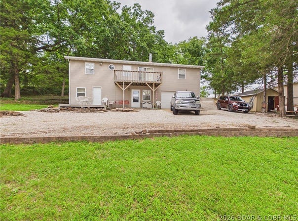 4582 Lower Prairie Hollow Road, Roach, MO 65787
