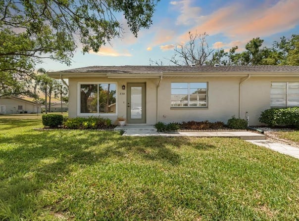 330 GLOUCESTER Boulevard, SUN CITY CENTER, FL 33573