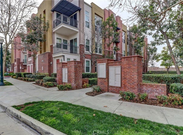 706 W First Street, Claremont, CA 91711