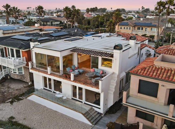 1571 Mandalay Beach Road, Oxnard, CA 93035