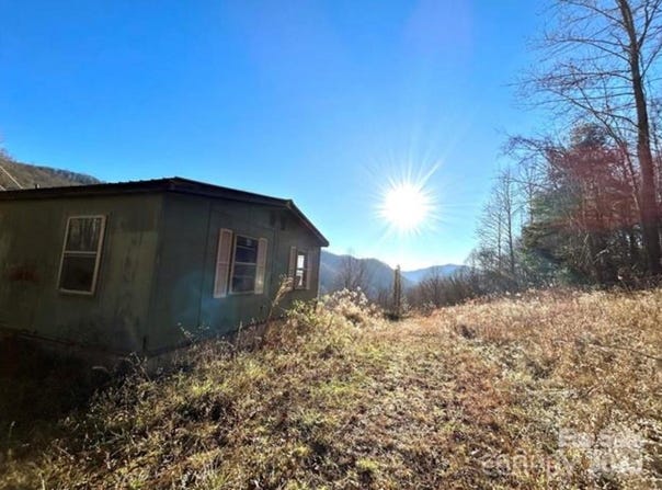 108 Lanning Road, Clyde, NC 28721