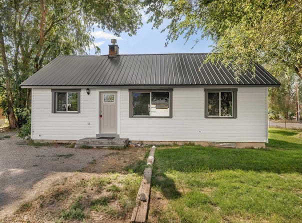 657 1st W, Ririe, ID 83443