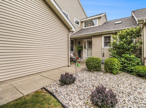 3542 Kirkaldy Circle, Portage, MI 49024