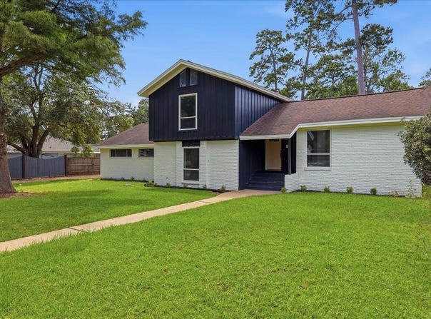 1925 Galway Drive, Vidor, TX 77662