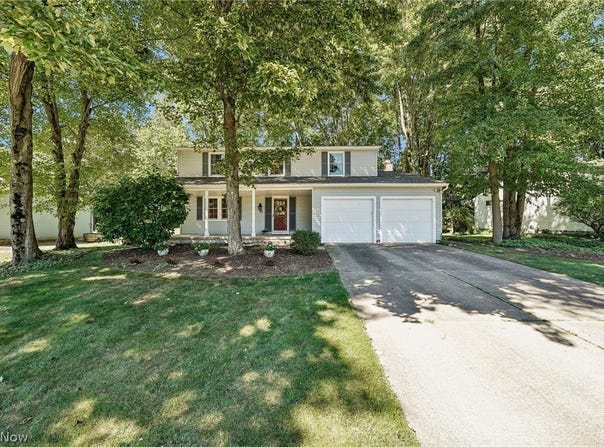 95 River Park Boulevard, Munroe Falls, OH 44262