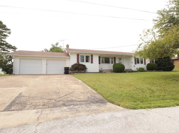 603 Kottmeier Street, Ava, MO 65608