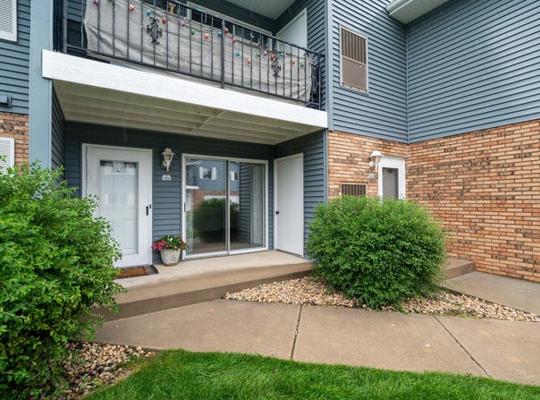 6507 Spring St, Mount Pleasant, WI 53406