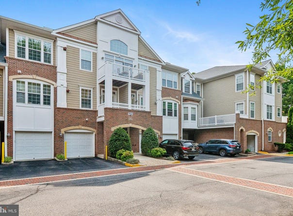 7860 ROLLING WOODS Court, SPRINGFIELD, VA 22152