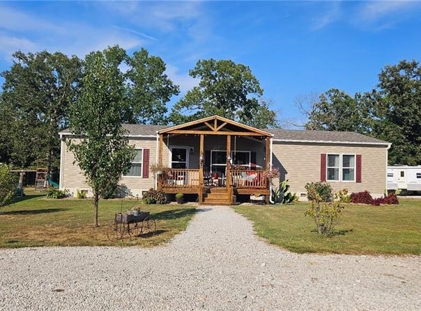 26493 County Rd 225, Flemington, MO 65650