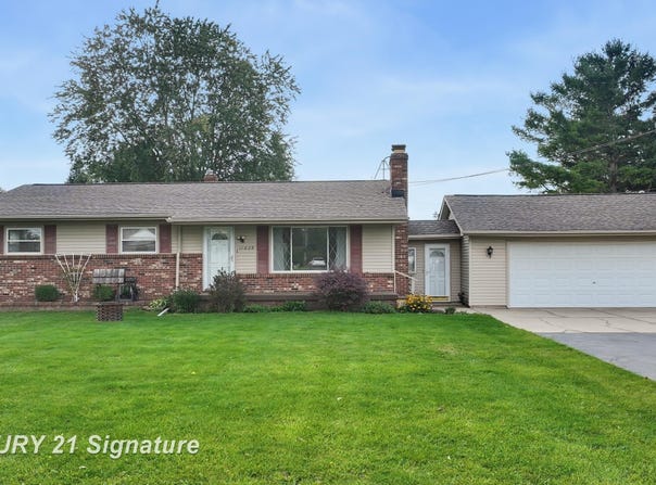 11029 N Lewis Road, Clio, MI 48420