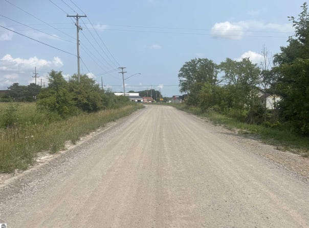 3885 Johnsfield Road, Standish, MI 48658
