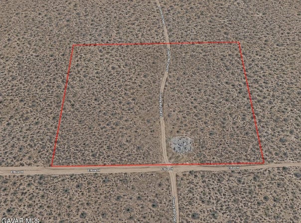 County Road, Adelanto, CA 92301