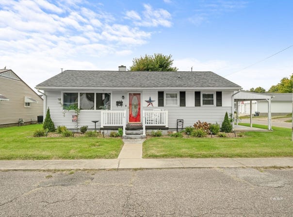 129 Bastiani Dr, Gallipolis, OH 45631
