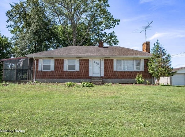 4765 Flaherty Rd, Vine Grove, KY 40175